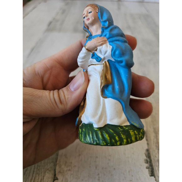 Vintage Mary Germany nativity village Xmas kneeling decor - Picture 7 of 8